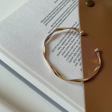 Load image into Gallery viewer, 640749539-1