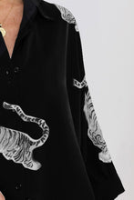 Load image into Gallery viewer, Tiger Pattern Button Up Long Sleeve Shirt
