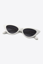Load image into Gallery viewer, Traci K Collection Chain Detail Cat-Eye Sunglasses