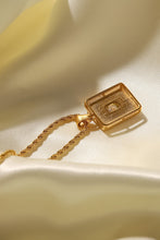Load image into Gallery viewer, Square Pendant Twisted Chain Necklace