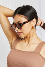 Load image into Gallery viewer, Traci K Collection Tortoiseshell Acetate Frame Sunglasses