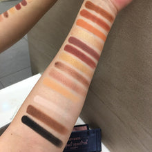 Load image into Gallery viewer, TracI K Beauty Glazed 14 Colors Shimmer Matte Pigmented Smokey Make Up Palette Eyeshadow Long-lasting Pressed Glitter Eye Makeup TSLM2