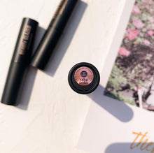 Load image into Gallery viewer, Traci K Beauty Glazed Solid Perfume Portable Lipstick Shape Solid Perfume Long-lasting Balm Body Fragrance Skin Care Essential Oil TSLM1