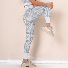 Load image into Gallery viewer, Seamless Striped Yoga Pants Sportswear Running Fitness Pants Women High Waist Tight Trousers