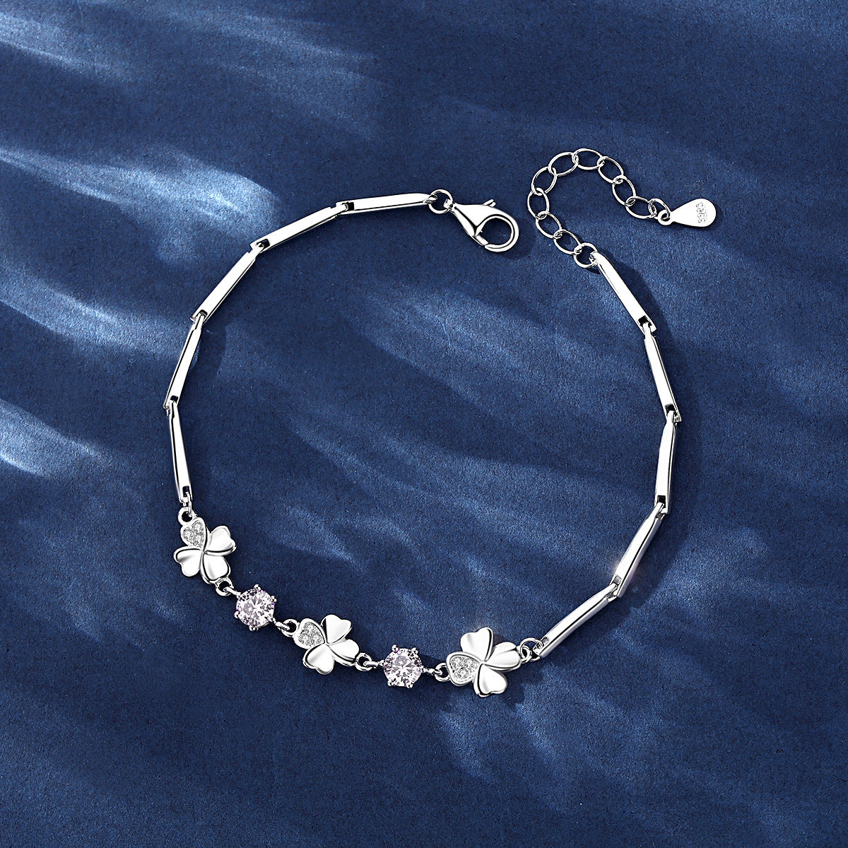 Lucky four-leaf grass hand chain female 925 sterling silver