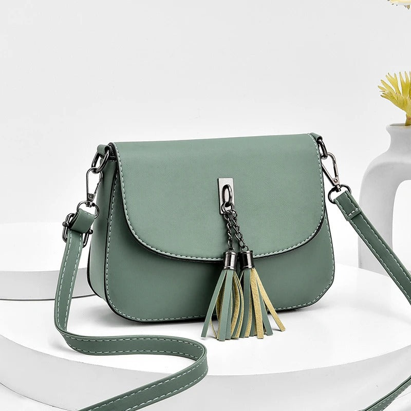 Leather texture summer messenger small bag female version tassel all-match mobile phone bag shoulder bag