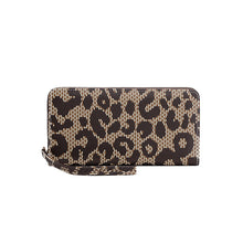 Load image into Gallery viewer, New fashion trend all-match high-end European and American long pattern wallet simple large-capacity ladies wallet