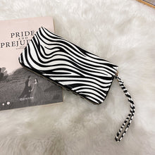 Load image into Gallery viewer, New fashion trend all-match high-end European and American long pattern wallet simple large-capacity ladies wallet