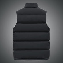 Load image into Gallery viewer, Men's zipped pocket puff vest