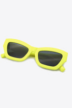 Load image into Gallery viewer, Traci K Collection Classic UV400 Polycarbonate Frame Sunglasses
