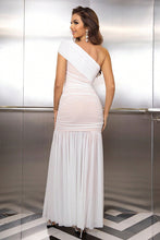 Load image into Gallery viewer, One-Shoulder Ruched Maxi Dress