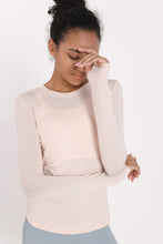 Load image into Gallery viewer, Quick-Dye Curved Hem Sports Top