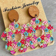 Load image into Gallery viewer, Flower Shape Acrylic Dangle Earrings