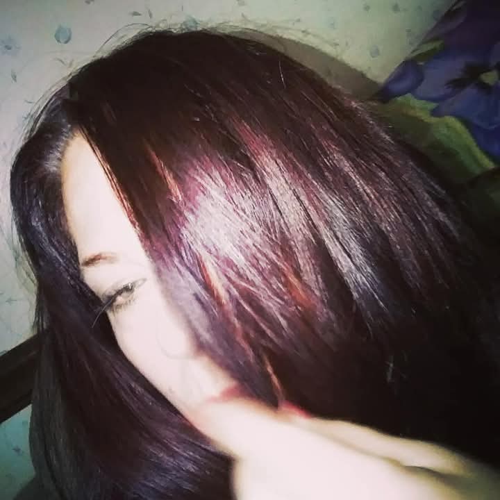 How to Achieve the Glass Hair Look