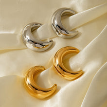 Load image into Gallery viewer, 18K Gold-Plated Moon Crescent Earrings
