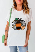 Load image into Gallery viewer, Pumpkin Graphic Round Neck Short Sleeve T-Shirt
