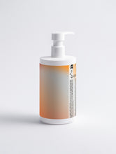Load image into Gallery viewer, SELF BY TRACI K BEAUTY - Hair Gloss Shampoo, Smoky Green Vetiver
