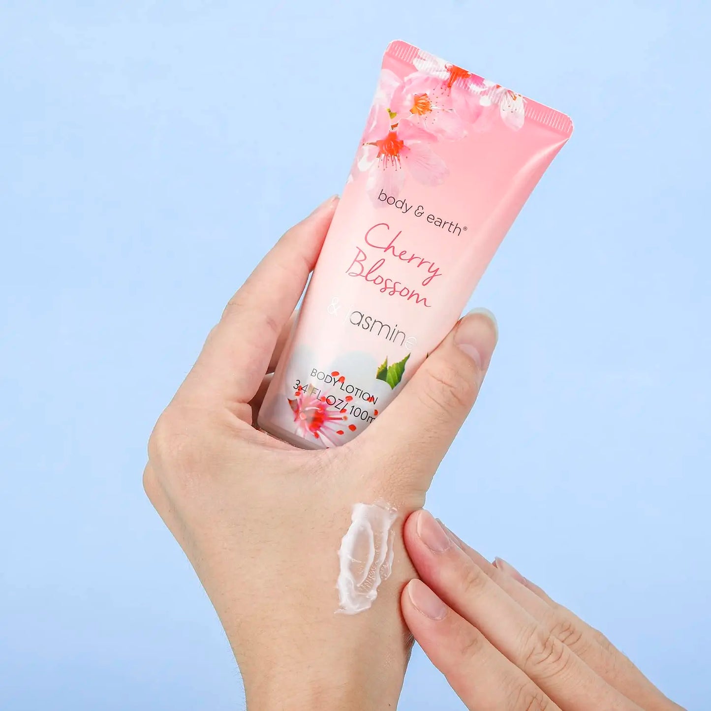 Luxetique by Traci K Beauty Cherry Blossom & Jasmine Spa Gift Set for Women, Perfect Birthday or Mother's Day Present for Wife, Girlfriend, Mom
