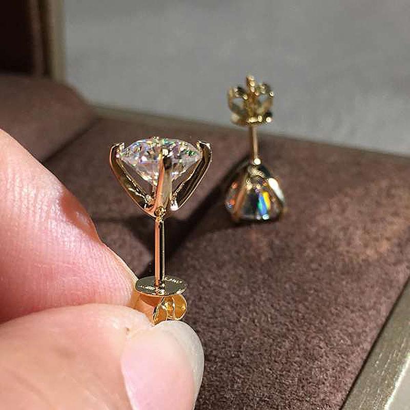 Round Cut Moissanite Diamond Simple Stud Earrings.