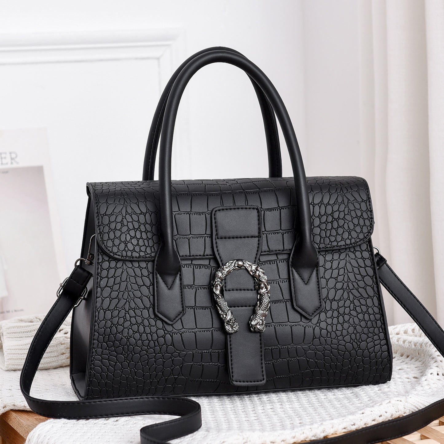 Traci K Collection handbag crocodile shoulder ( Pick Your Color) horseshoe buckle diagonal crossbag cross-border HANDBAGS one generation by Traci K Collection