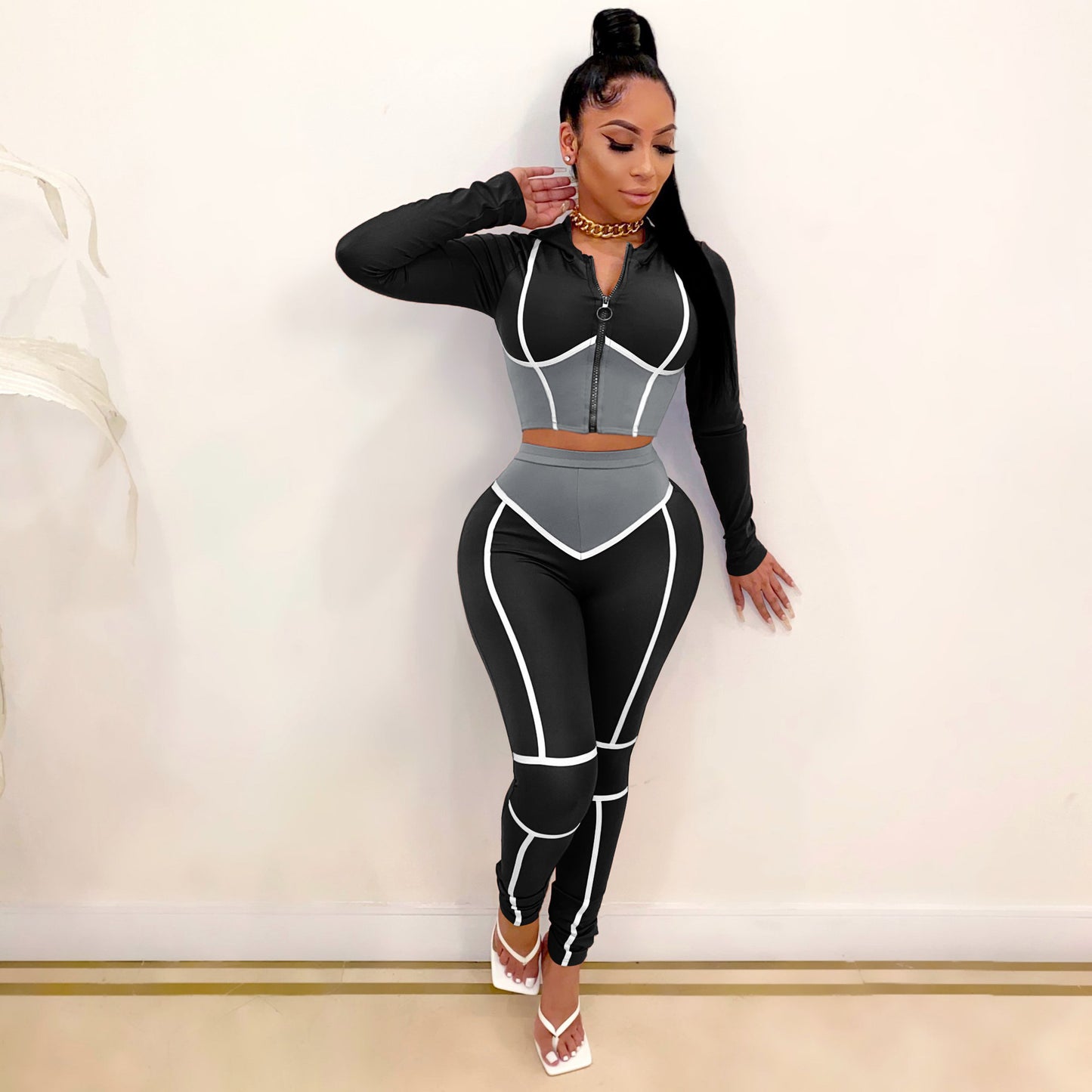 Traci K Collection Fitstyle Clothing Fashion Yoga Clothes Contrast Color Tight Two-Piece Sports Suit Spot