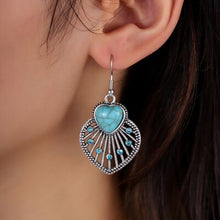 Load image into Gallery viewer, Artificial Turquoise Rhinestone Heart and Leaf Shape Earrings
