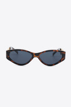 Load image into Gallery viewer, Traci K Collection Chain Detail Temple Cat Eye Sunglasses
