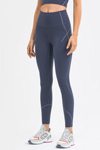 Load image into Gallery viewer, Fitstyle Striped Print Sports Leggings
