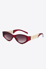 Load image into Gallery viewer, Traci K Collection Chain Detail Temple Cat Eye Sunglasses
