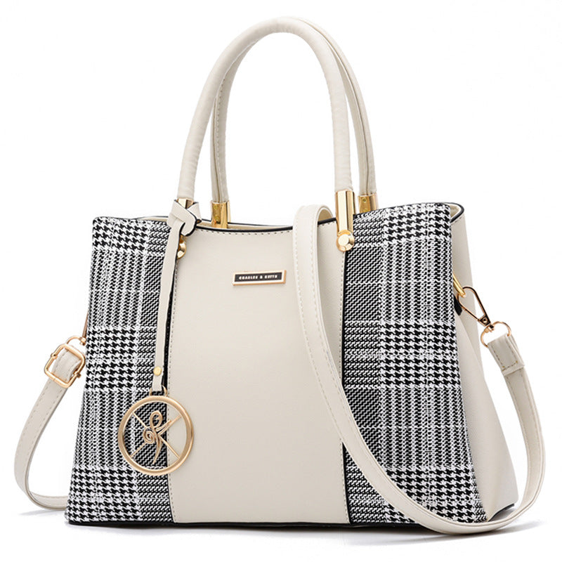 Bag female  new fashion handbag ladies shoulder Messenger bag big bag tide 11a11