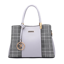 Load image into Gallery viewer, Bag female  new fashion handbag ladies shoulder Messenger bag big bag tide 11a11

