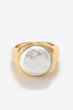 Load image into Gallery viewer, Pearl 18K Gold-Plated Alloy Ring
