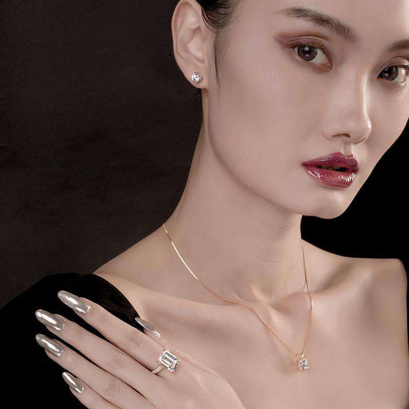 6 Carats Emerald Cut Sterling Silver Simulated Diamond Wedding Engagement Ring