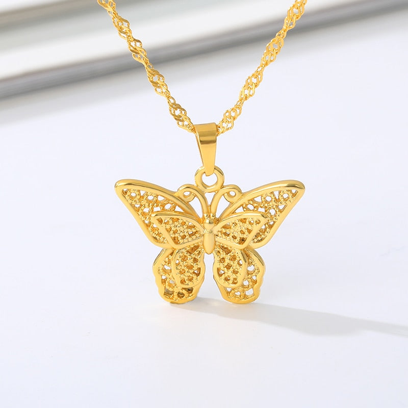 Butterfly Necklace for Women Stainless Steel Butterflies Pendant Necklace Gold Silver Color Charms Choker Boho Aesthetic Jewelry