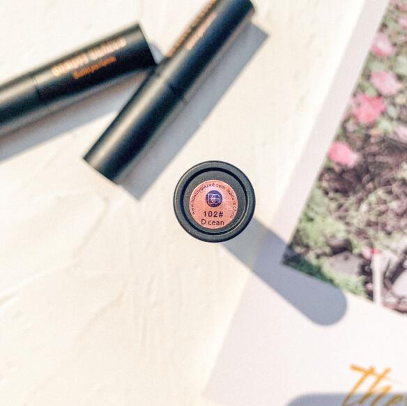 Traci K Beauty Glazed Solid Perfume Portable Lipstick Shape Solid Perfume  Long-lasting Balm Body Fragrance Skin Care Essential Oil TSLM1