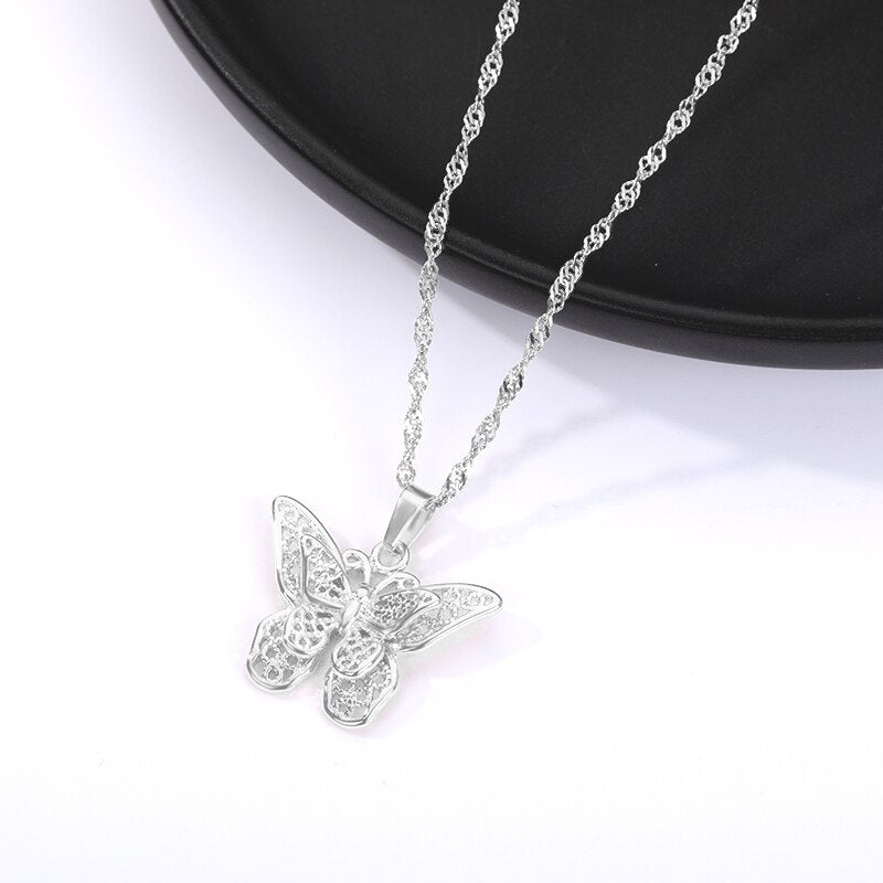 Butterfly Necklace for Women Stainless Steel Butterflies Pendant Necklace Gold Silver Color Charms Choker Boho Aesthetic Jewelry