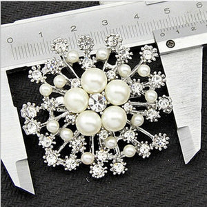 CHANEL Inspired Designer Fashion Women Large Brooches Pearls Rhinestones Crystal  Pin Jewelry