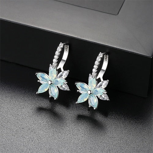 Lovely Clear Stone Flower Shape Convenient Simple Stud Earrings🌻 UKraine support with purchase of this product