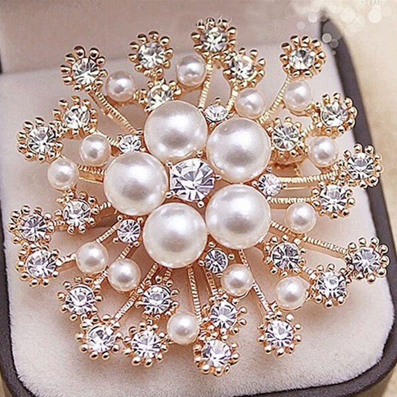 CHANEL Inspired Designer Fashion Women Large Brooches Pearls Rhinestones Crystal  Pin Jewelry