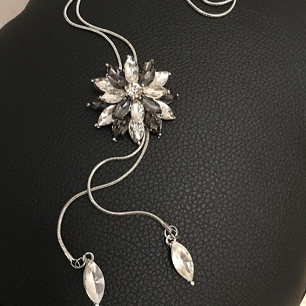 Snowflake Long Necklace Sweater Chain Fashion Fine Metal Chain Crystal Rhinestone Flower Pendant Necklaces Adjusted