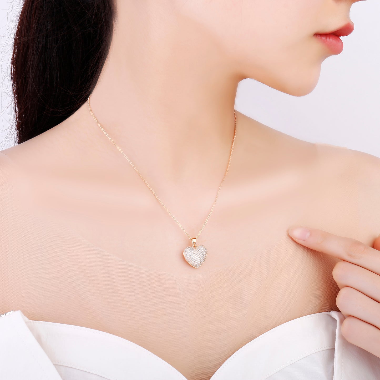 Cubic Zircon Heart Pendant Necklace For Women Cute Fashion Small Crystal Heart Choker Wedding Jewelry Best Friend New Year Gifts