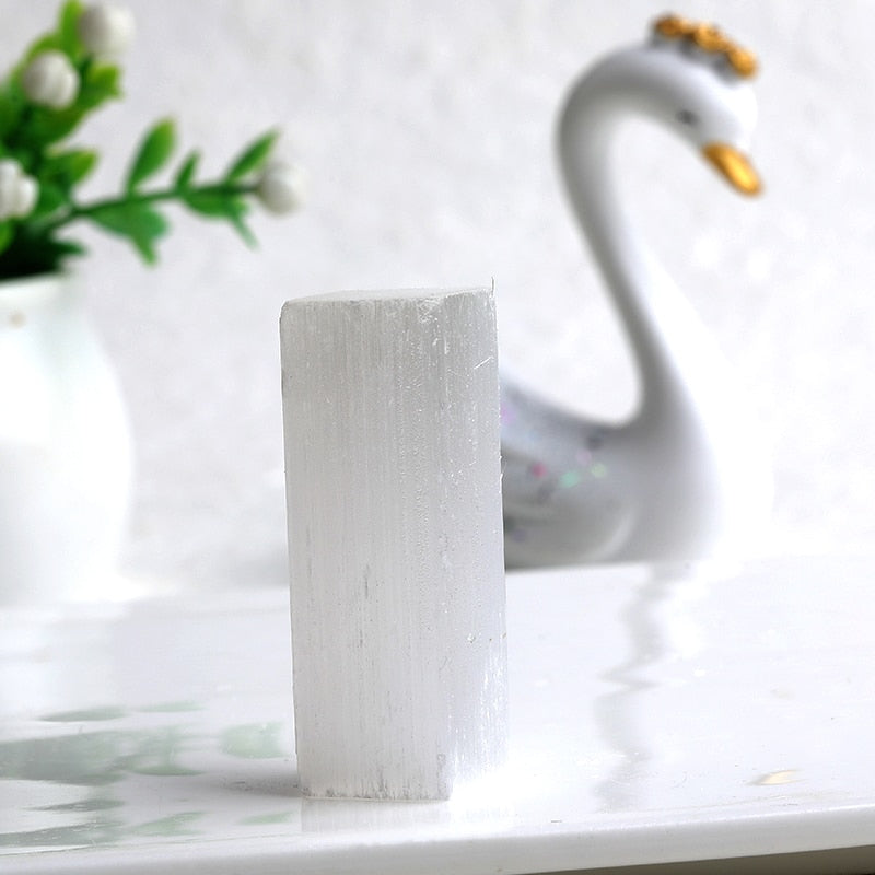 20g Natural White Selenite Rough Sticks Minerals Specimen Point Healing Crystal Wand Irregular Shape Making Stone Home Decor 1PC