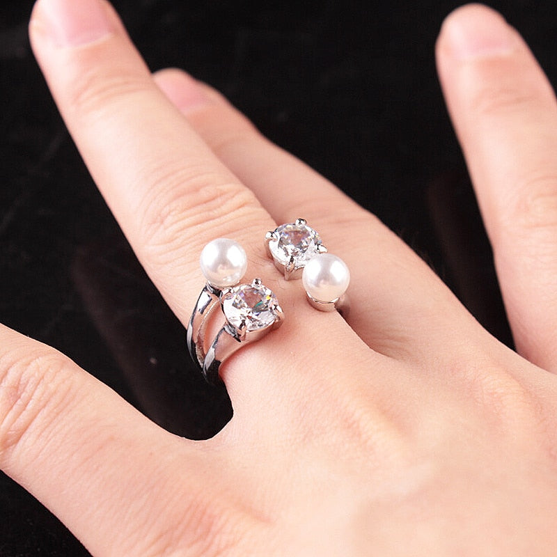 Fashion  Crystal  Fine  New  Pearl  Ring  Adjustable  Opening
