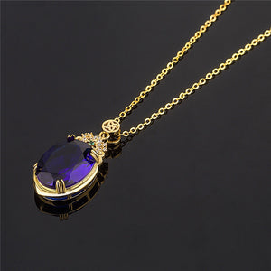 Vintage Carving Oval Sapphire Gemstones Blue Crystal Pendant Necklaces for Women 18k Gold Color Diamonds Choker Jewelry