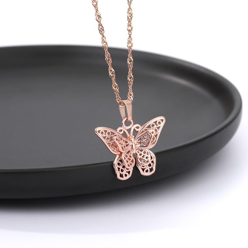 Butterfly Necklace for Women Stainless Steel Butterflies Pendant Necklace Gold Silver Color Charms Choker Boho Aesthetic Jewelry
