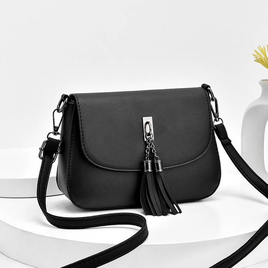Leather texture summer messenger small bag female version tassel all-match mobile phone bag shoulder bag