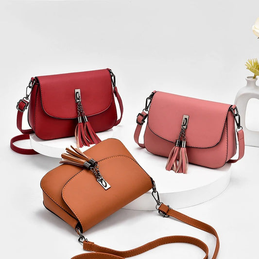 Leather texture summer messenger small bag female version tassel all-match mobile phone bag shoulder bag