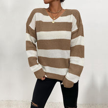 Load image into Gallery viewer, Long Sleeved Round Neck Pullover Shirt
