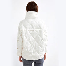 Load image into Gallery viewer, Zipper White Jacket

