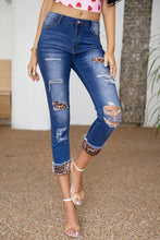 Load image into Gallery viewer, Leopard Patch Distressed Cropped Jeans
